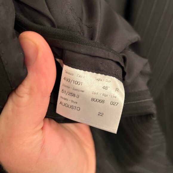 Brioni Augusto Black Pinstripe Suit Blazer Jacket Wool Silk Blend - Picture 3 of 10